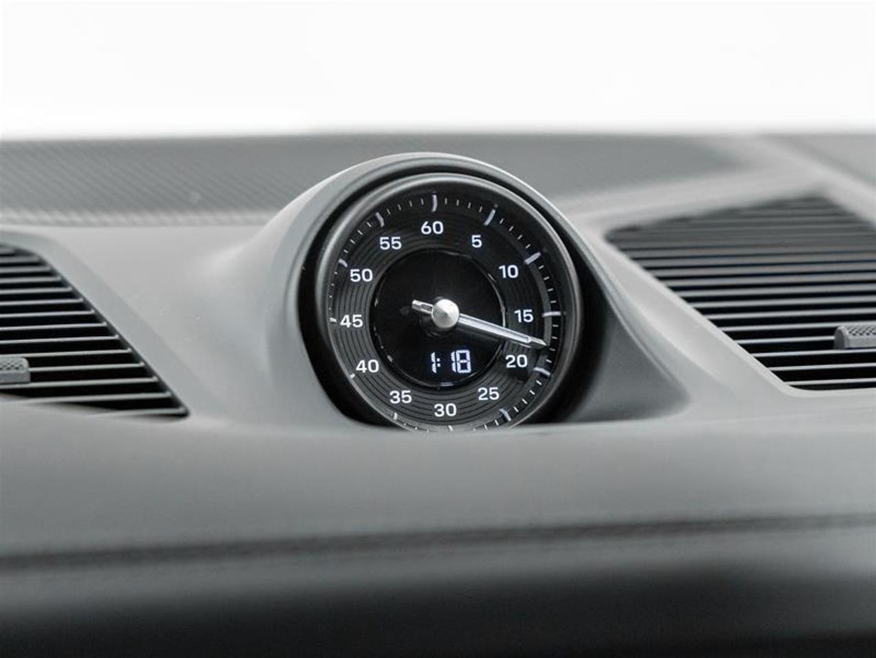 2026 Porsche Cayenne  Photo