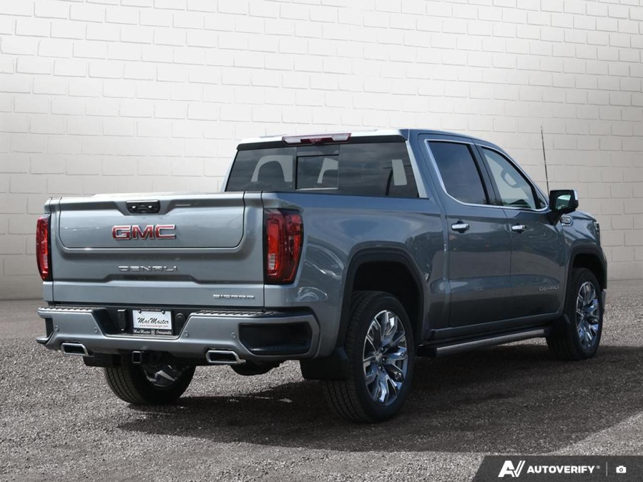 2026 GMC Sierra 1500 Crew Cab Short Box 4-Wheel Drive Denali Photo4