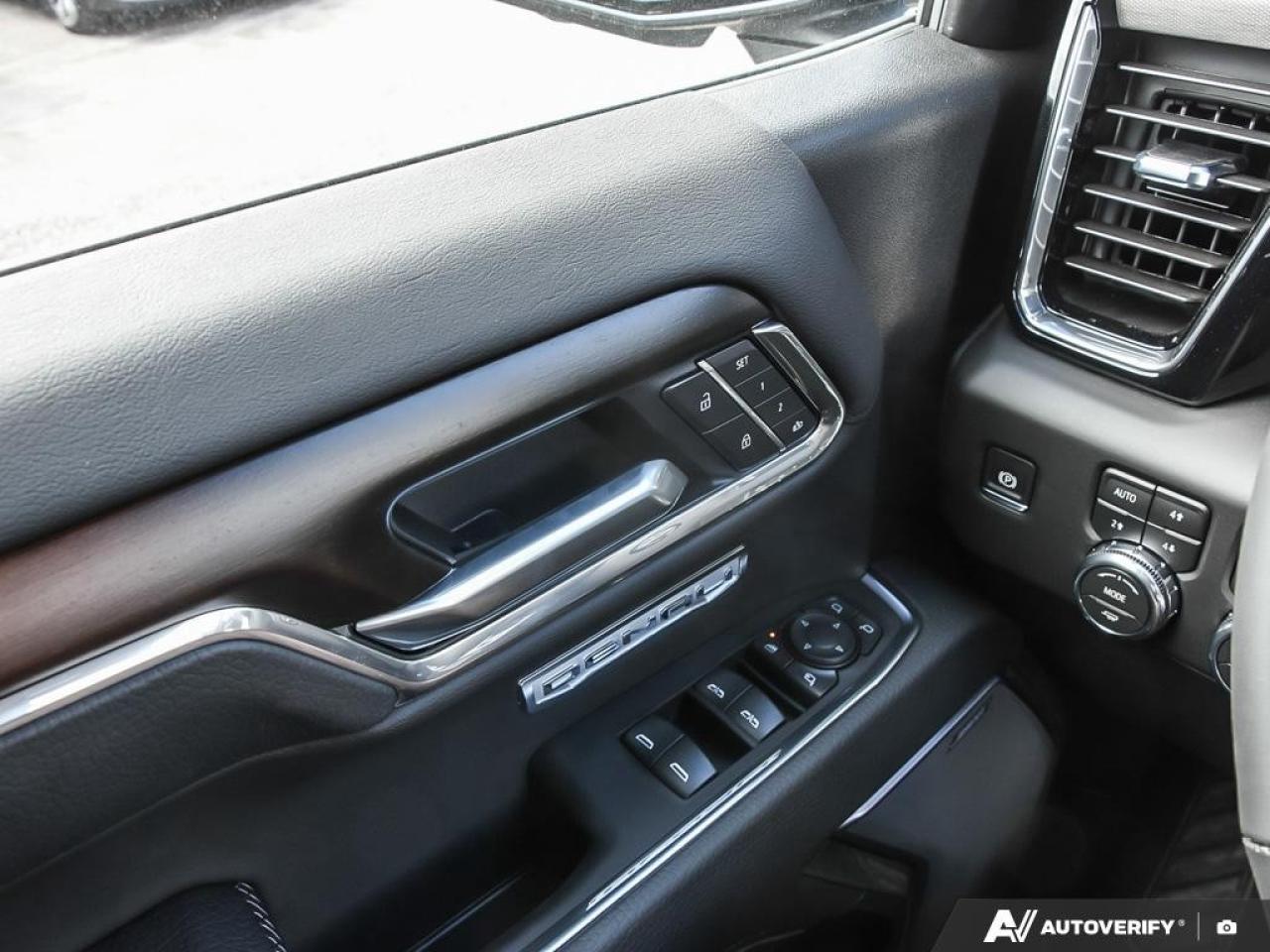 2026 GMC Sierra 1500 Crew Cab Short Box 4-Wheel Drive Denali Photo