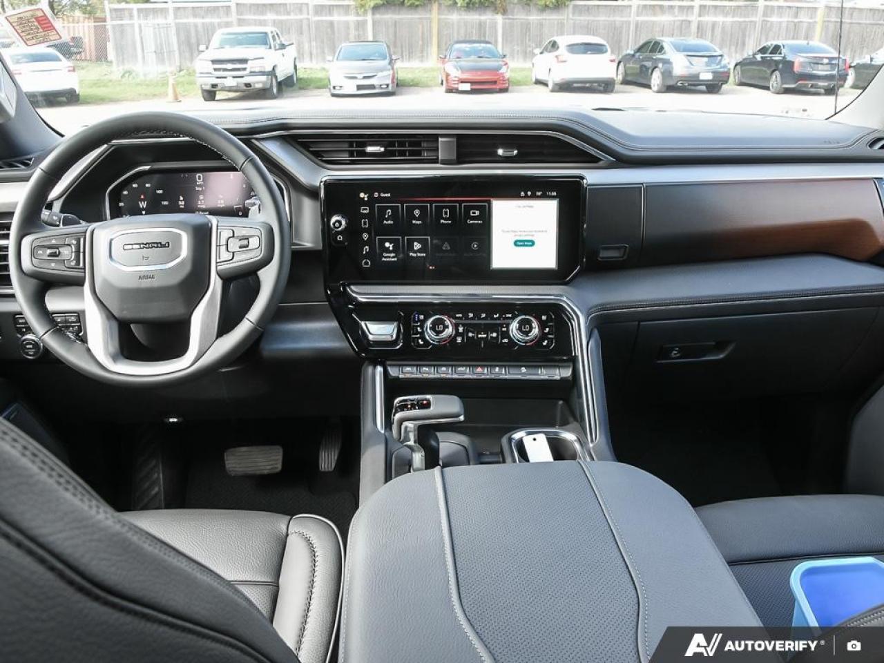 2026 GMC Sierra 1500 Crew Cab Short Box 4-Wheel Drive Denali Photo