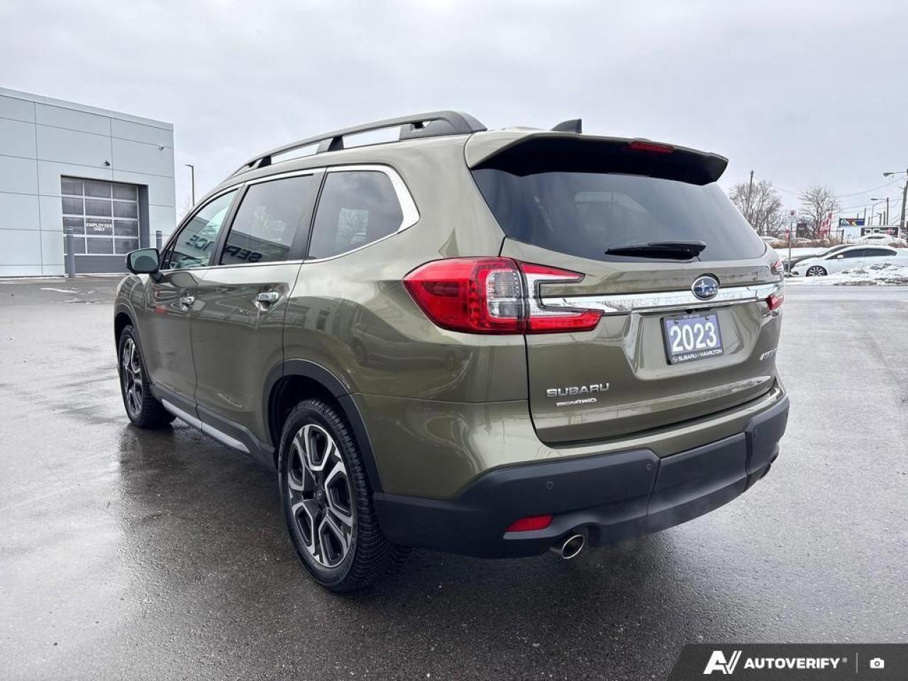 2023 Subaru ASCENT Premier 7-Passenger (CVT) 4dr All-Wheel Drive Photo