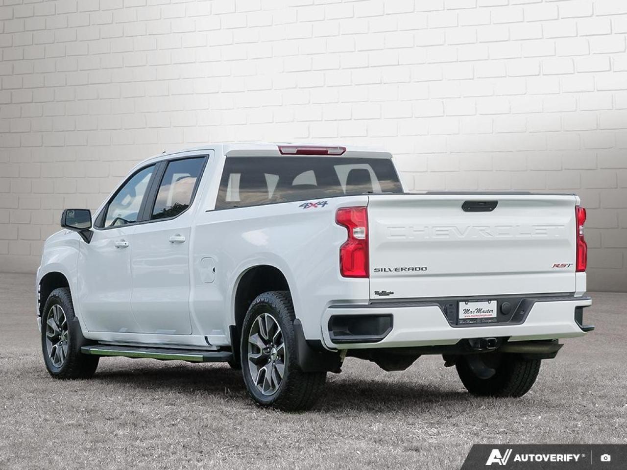 2022 Chevrolet Silverado 1500 LTD Crew Cab Short Box 4-Wheel Drive RST Photo2