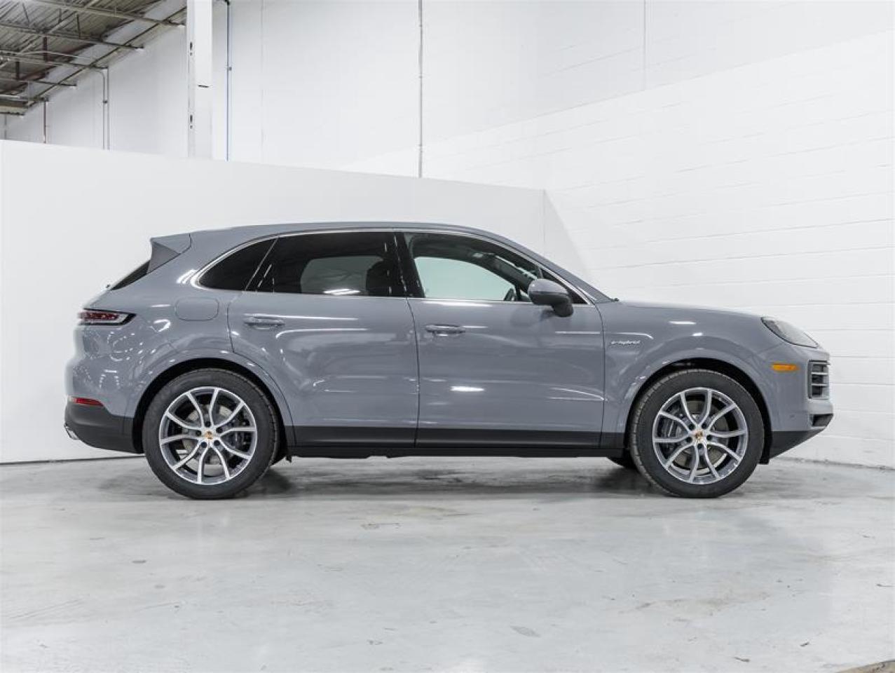 2026 Porsche Cayenne  Photo