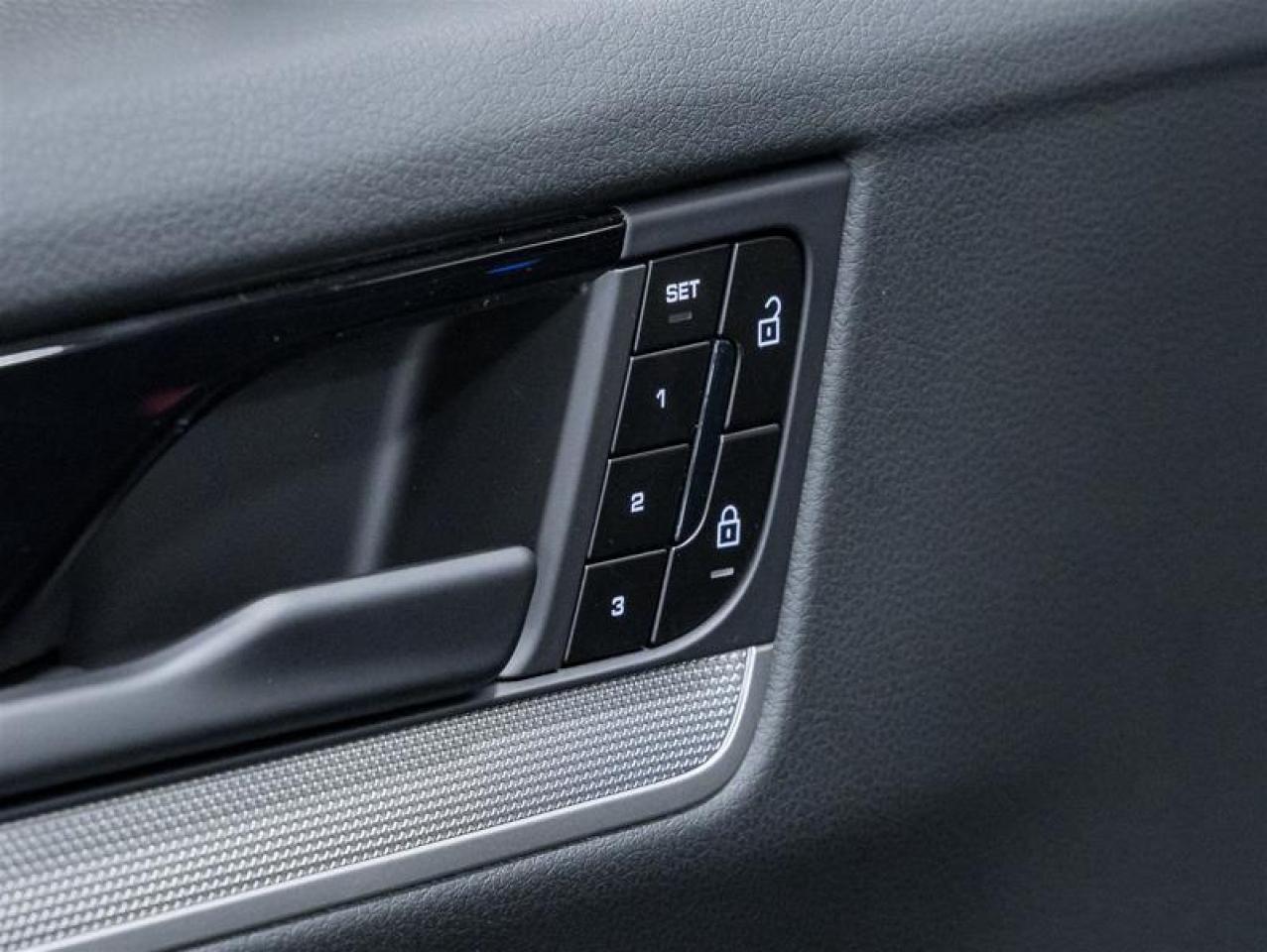 2026 Porsche Cayenne  Photo