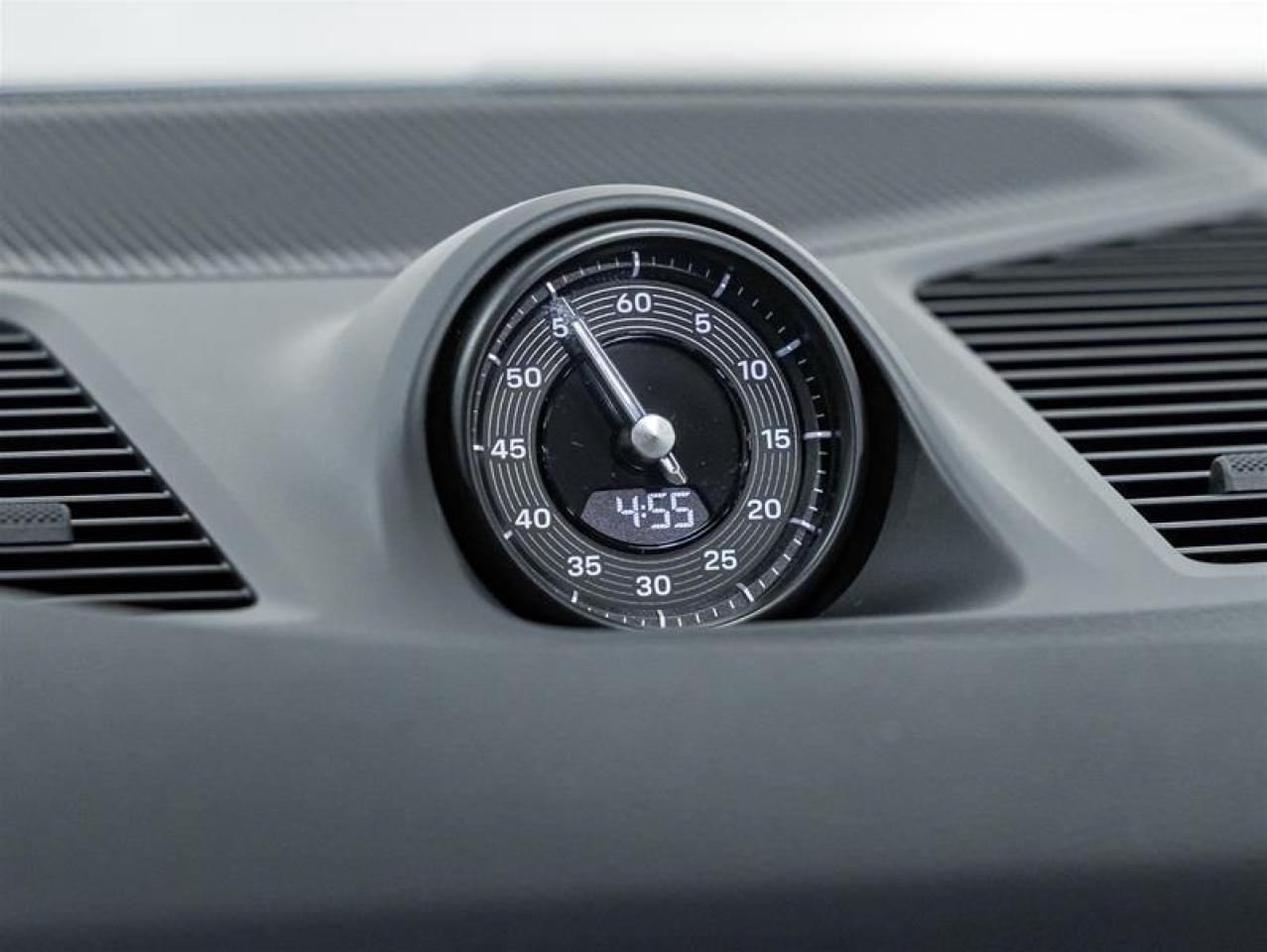 2026 Porsche Cayenne  Photo