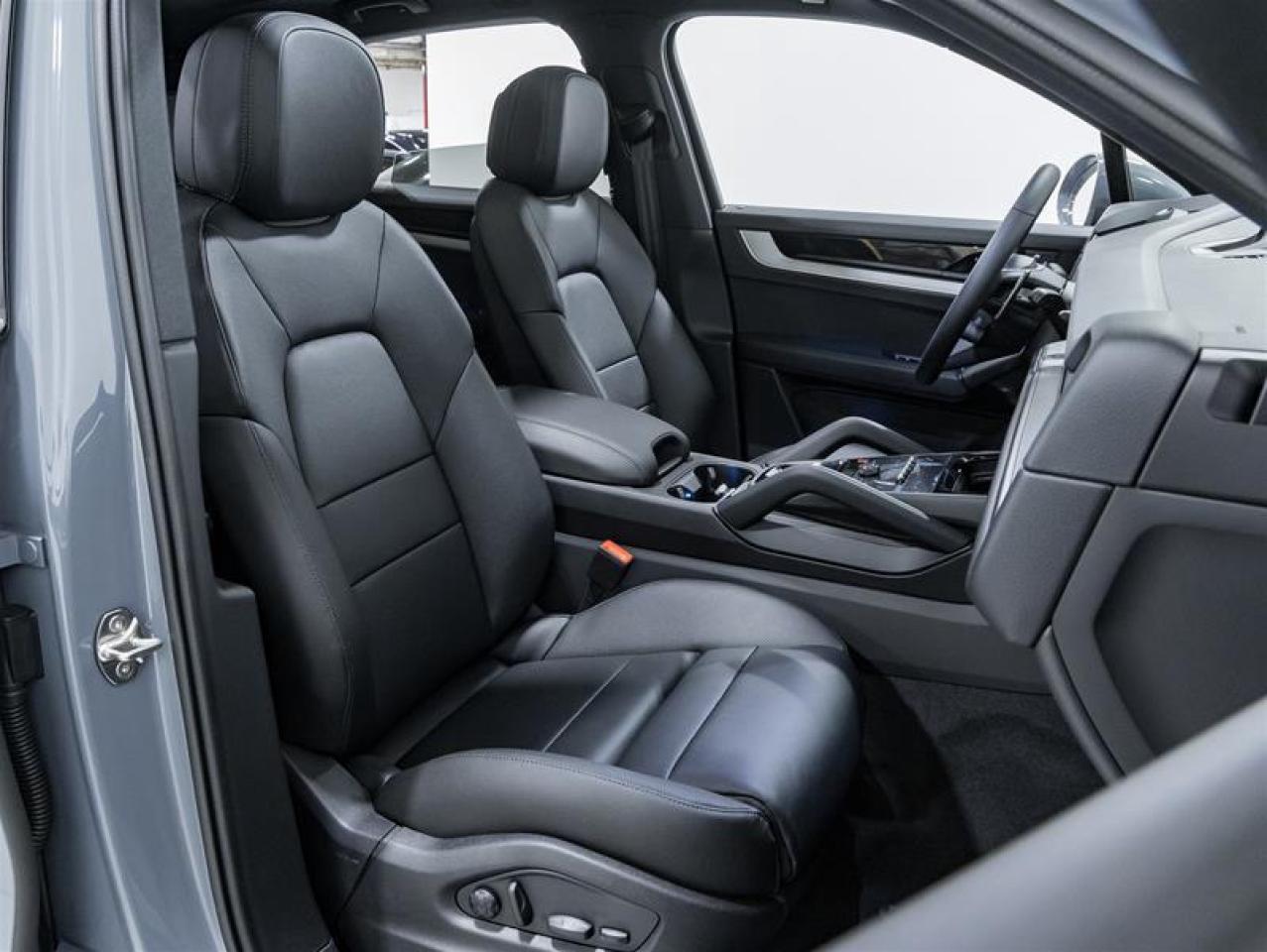 2026 Porsche Cayenne  Photo