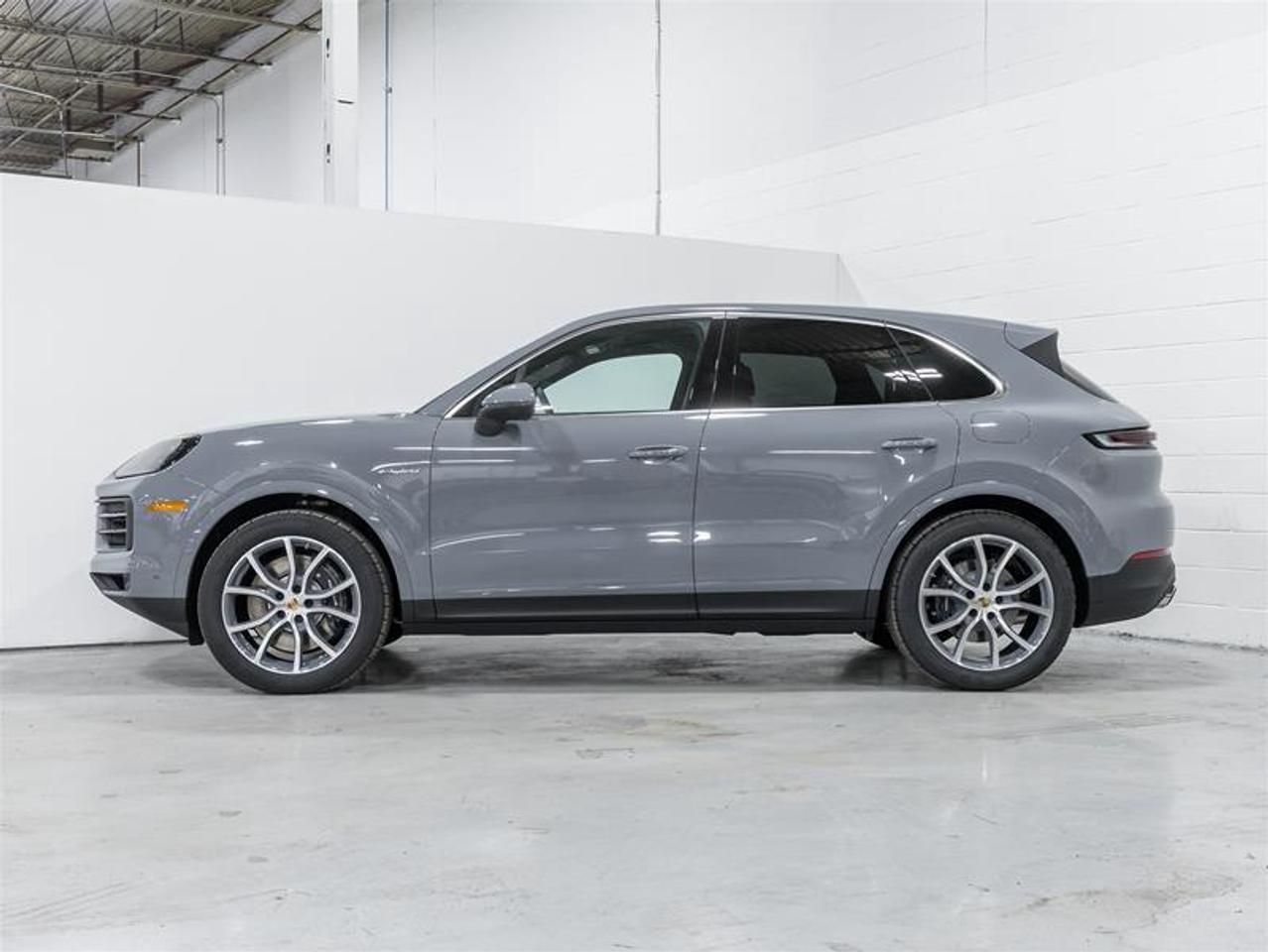 2026 Porsche Cayenne  Photo