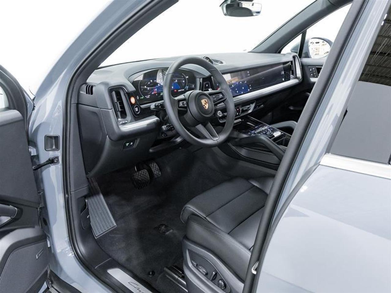 2026 Porsche Cayenne  Photo