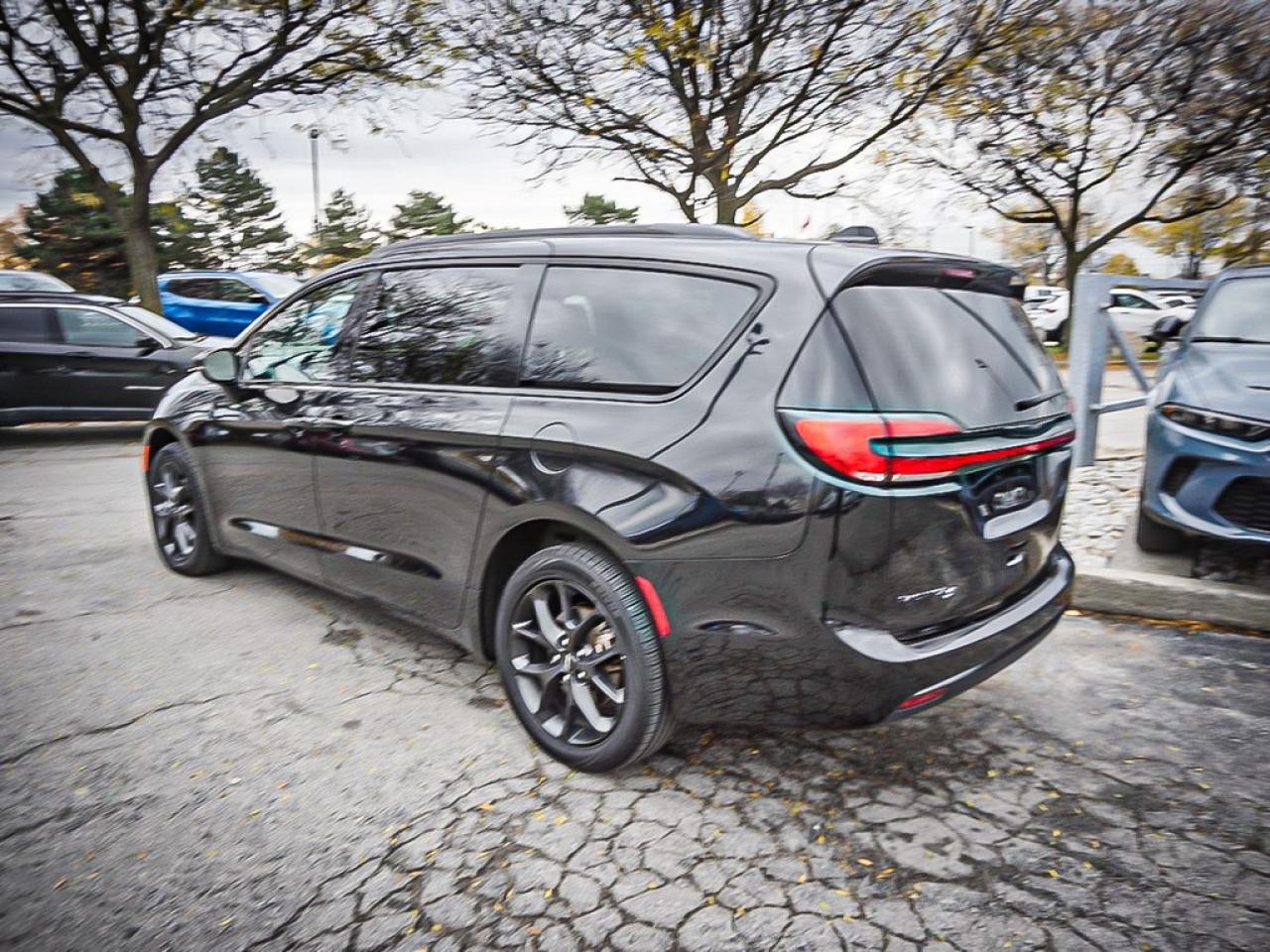 2023 Chrysler Pacifica  Photo