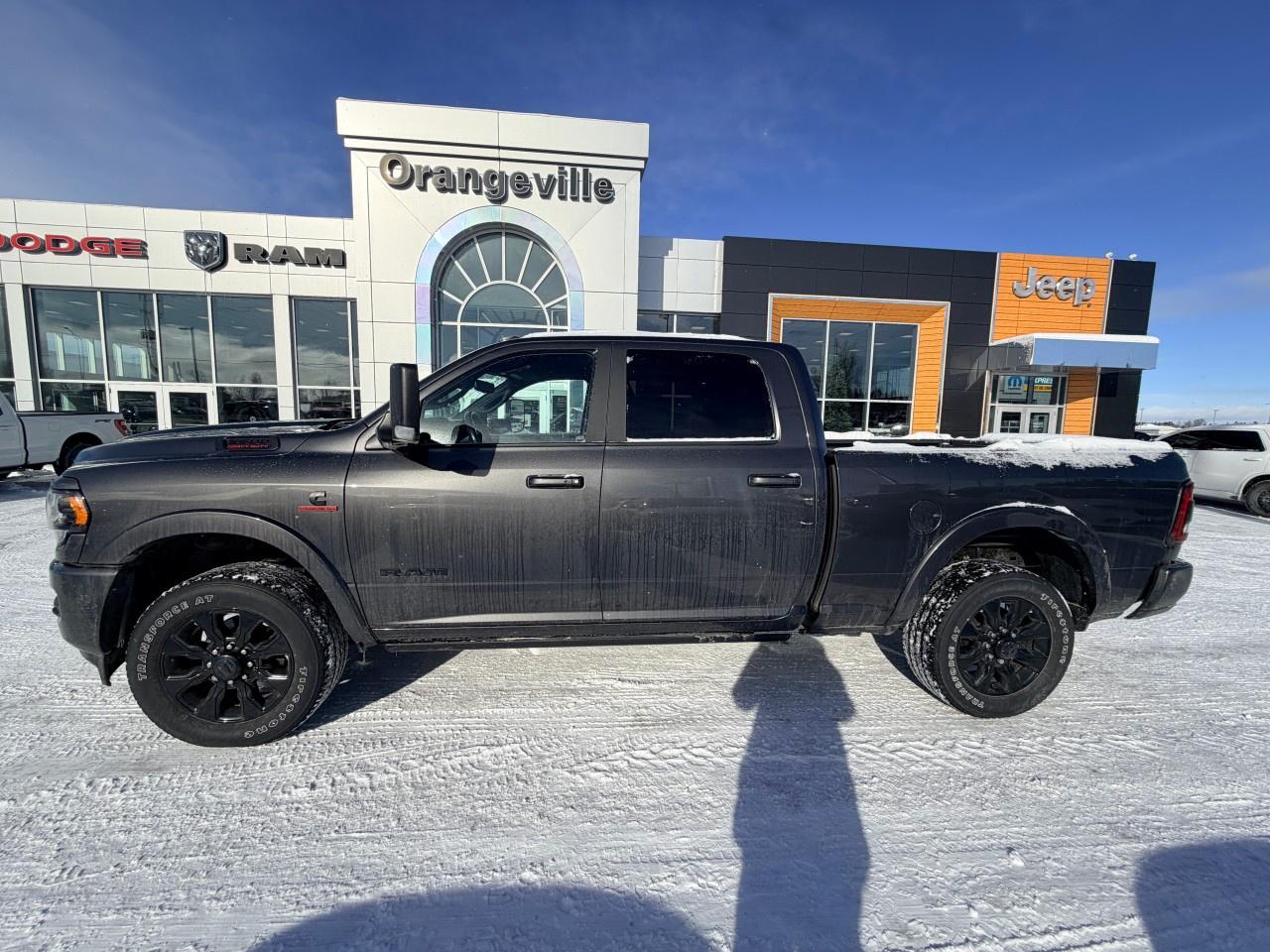 2022 RAM 2500 Limited 4x4 Crew Cab 6'4" Box Photo