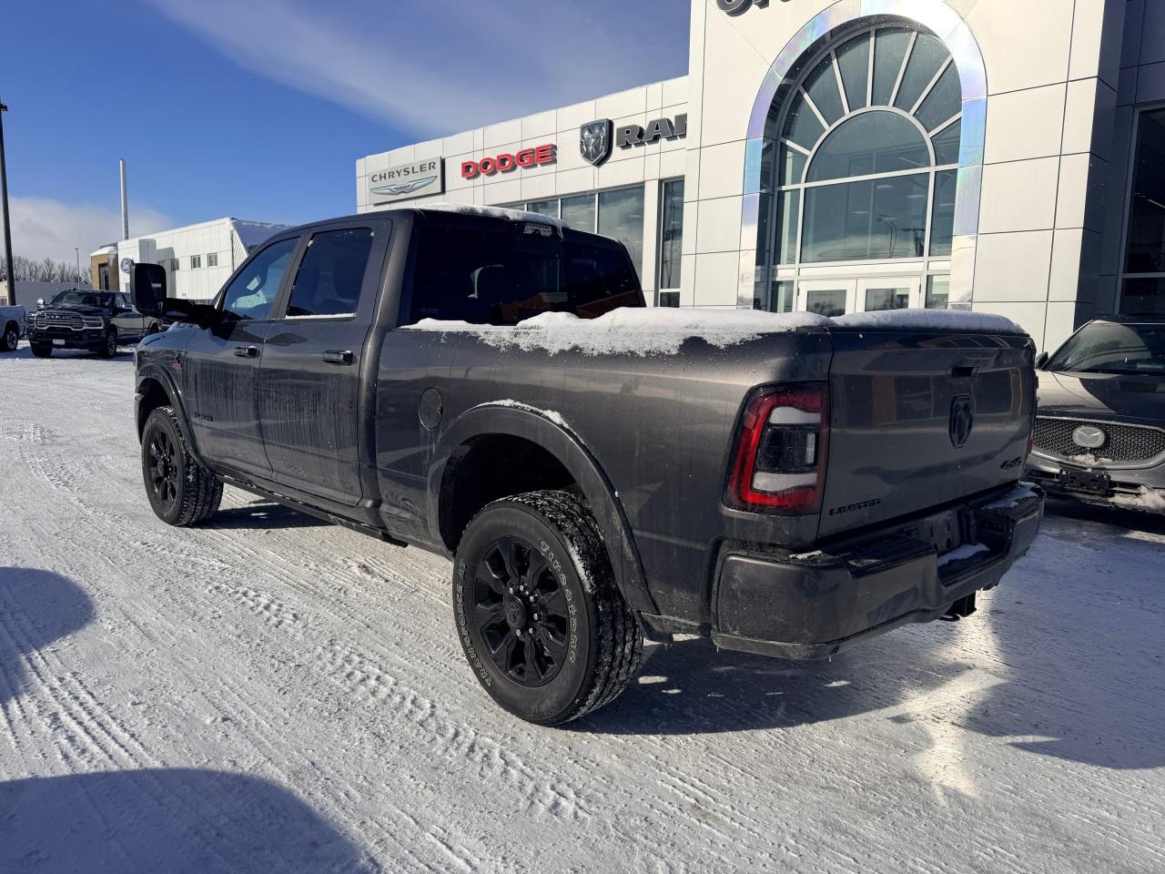 2022 RAM 2500 Limited 4x4 Crew Cab 6'4" Box Photo