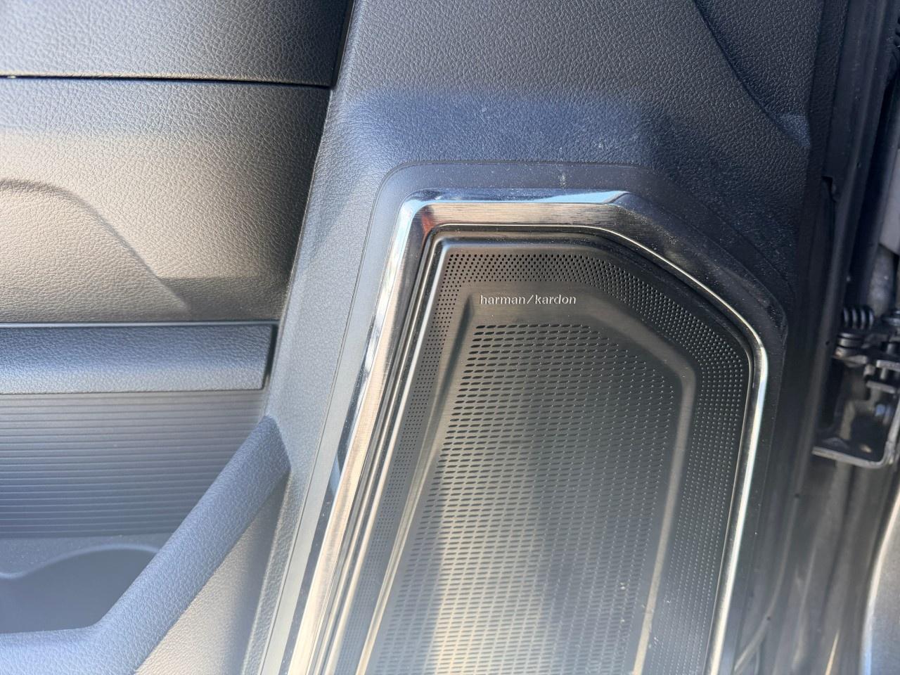 2022 RAM 2500 Limited 4x4 Crew Cab 6'4" Box Photo