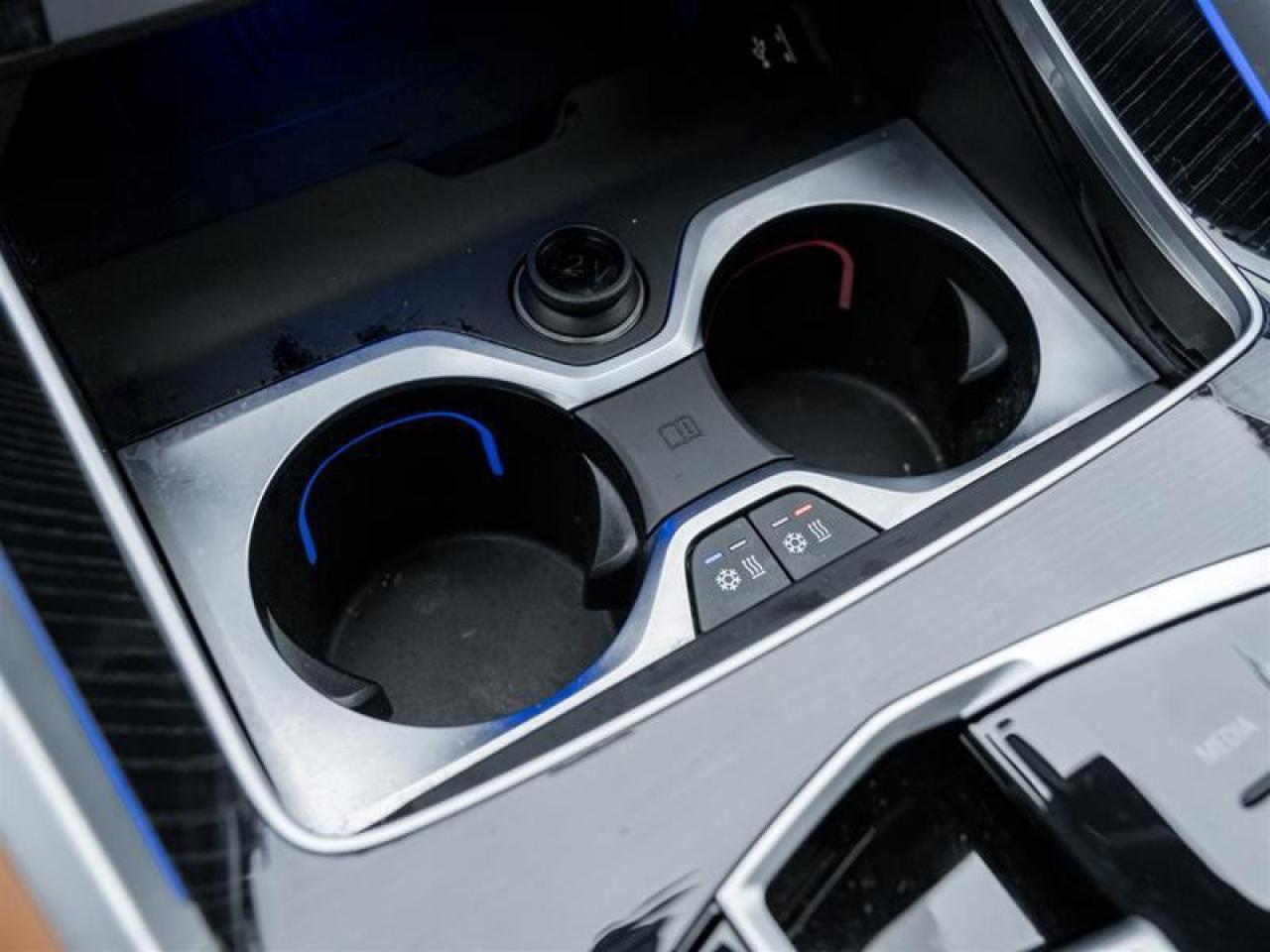 2024 BMW X6 xDrive40i 4dr All-Wheel Drive Sports Activity Coupe Photo