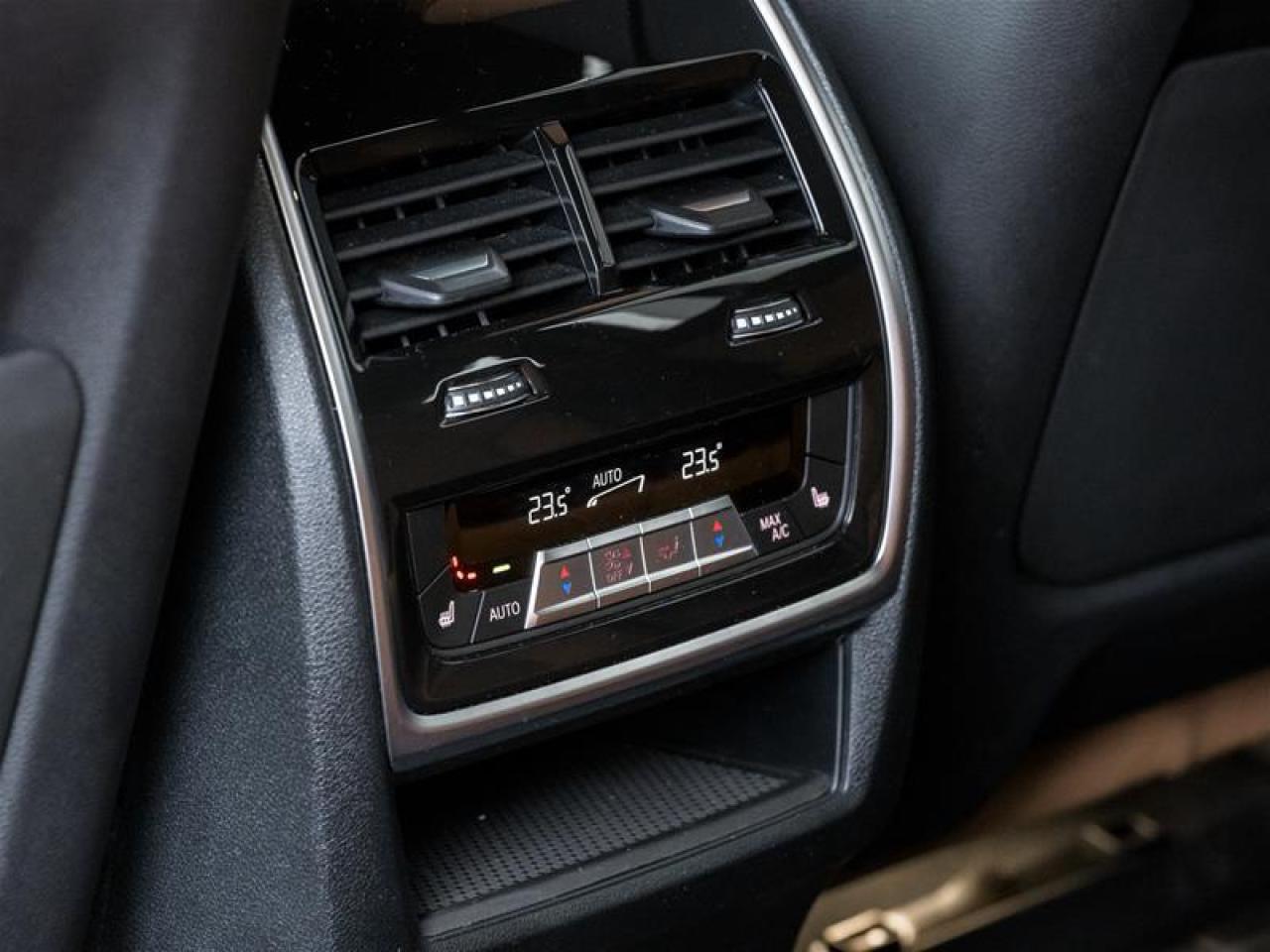 2024 BMW X6 xDrive40i 4dr All-Wheel Drive Sports Activity Coupe Photo