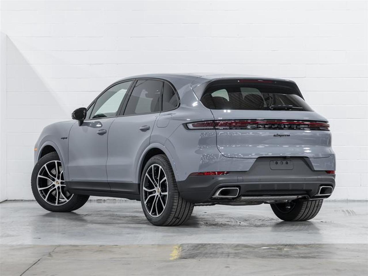 2026 Porsche Cayenne  Photo