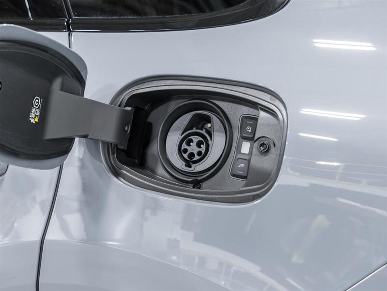 2026 Porsche Cayenne  Photo