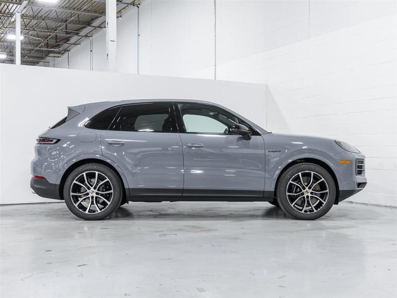 2026 Porsche Cayenne  Photo