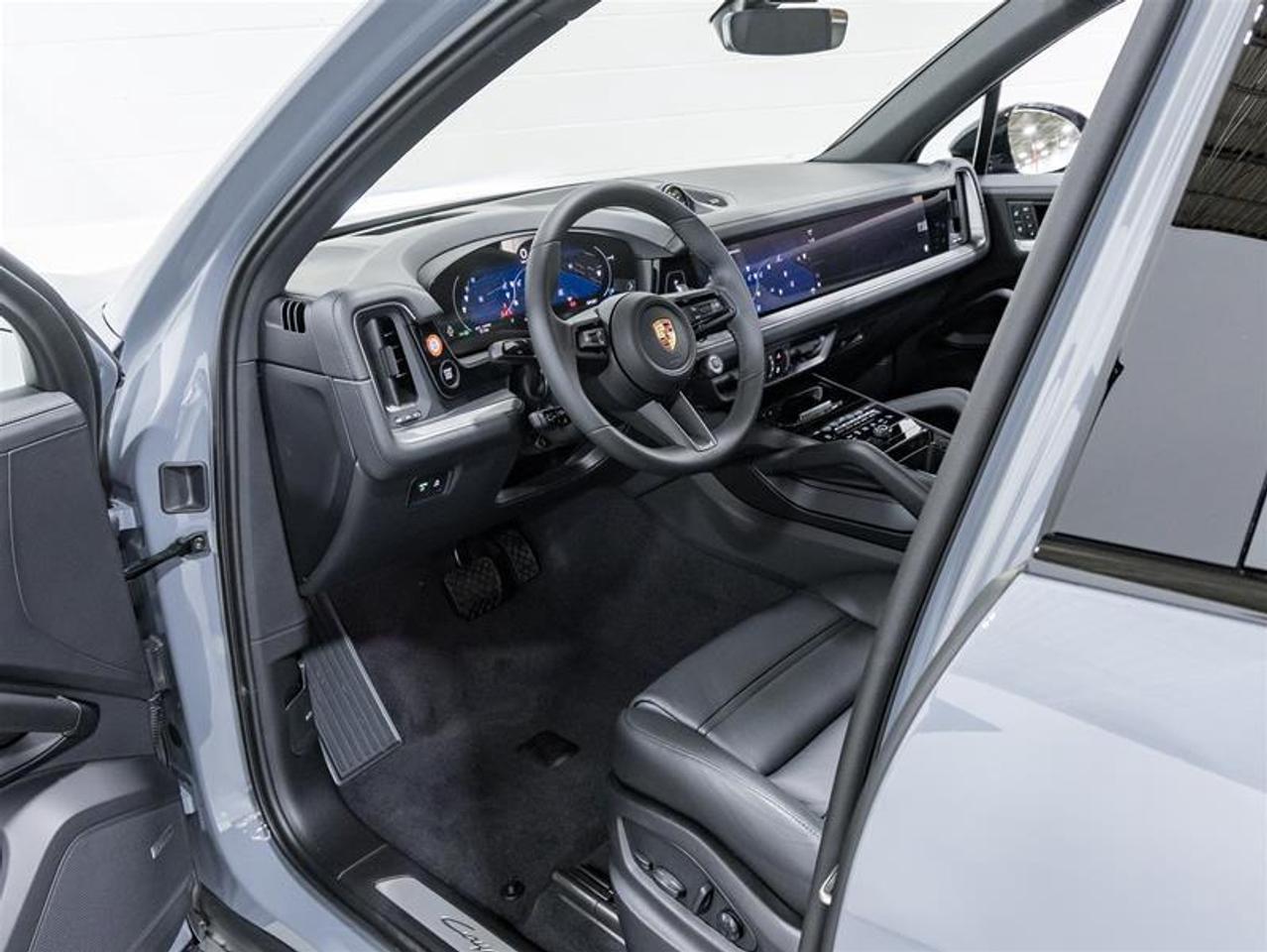 2026 Porsche Cayenne  Photo