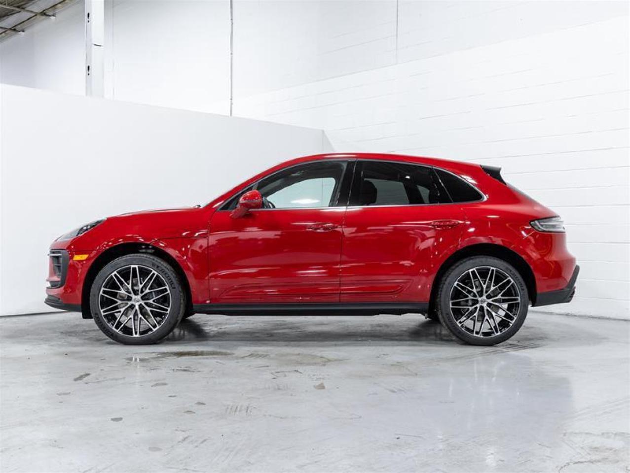 2026 Porsche Macan  Photo