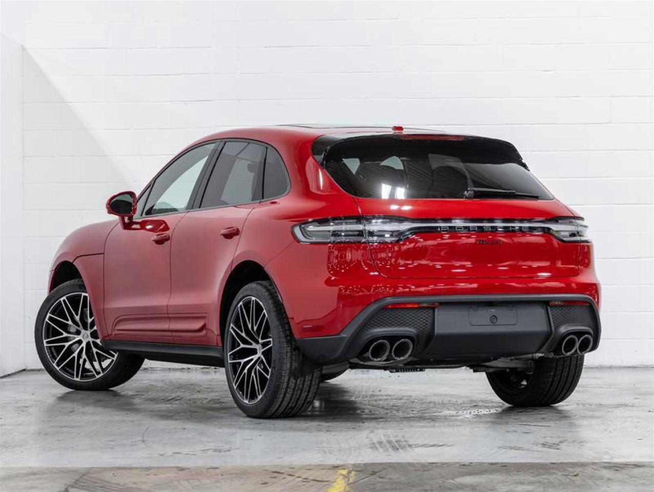 2026 Porsche Macan  Photo
