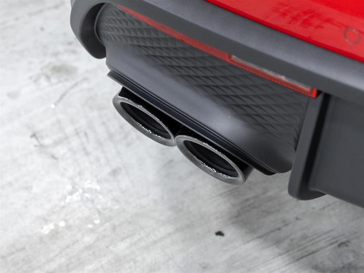 2026 Porsche Macan  Photo