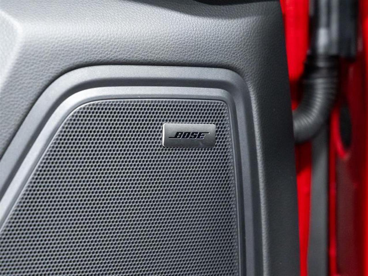 2026 Porsche Macan  Photo