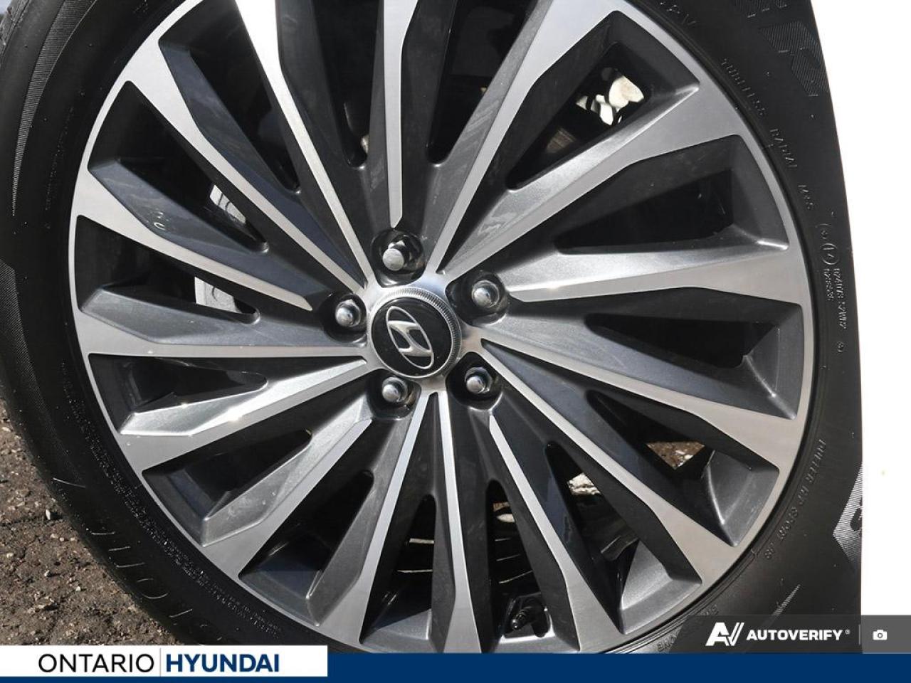 2025 Hyundai PALISADE Ultimate Calligraphy w/Beige Interior 4dr All-Wheel Drive Photo