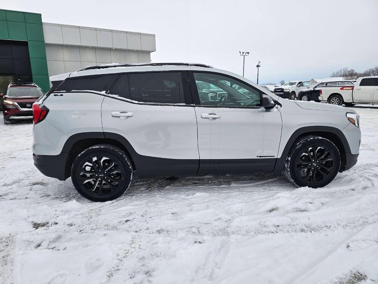 2021 GMC Terrain SLE All-wheel Drive Photo