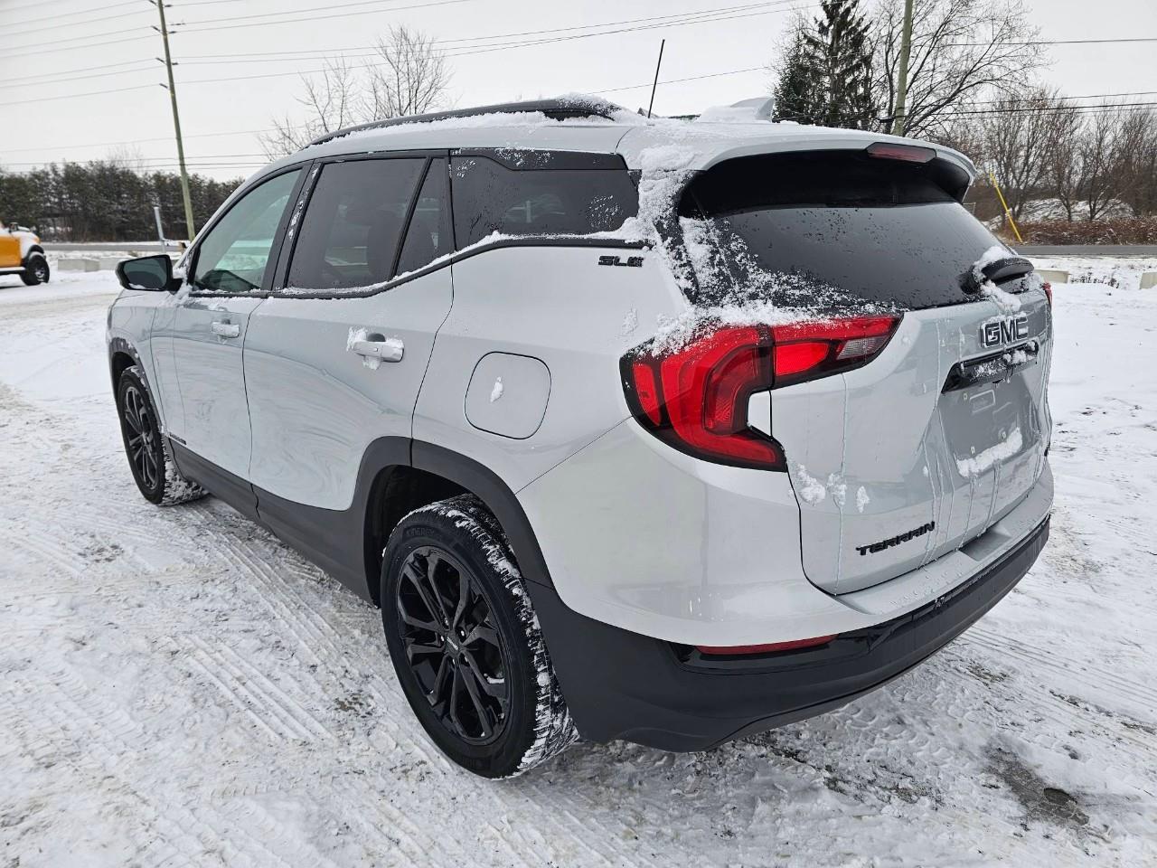 2021 GMC Terrain SLE All-wheel Drive Photo