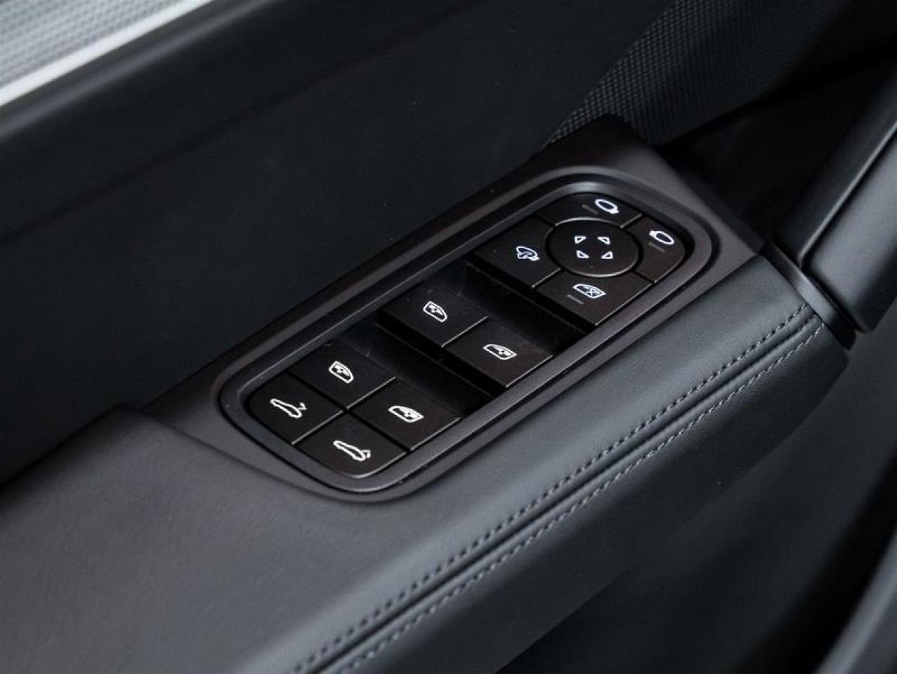 2026 Porsche Cayenne  Photo