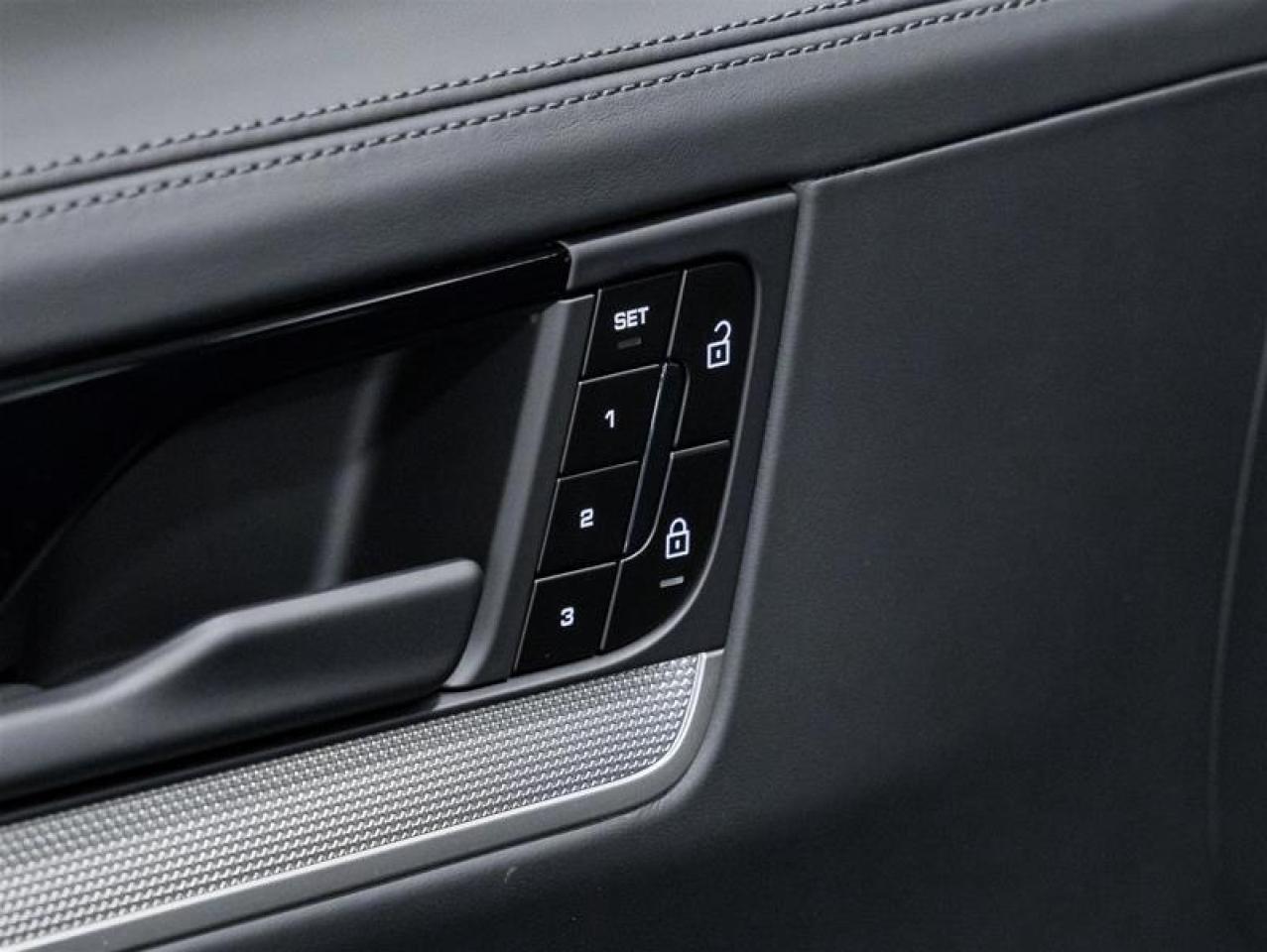 2026 Porsche Cayenne  Photo