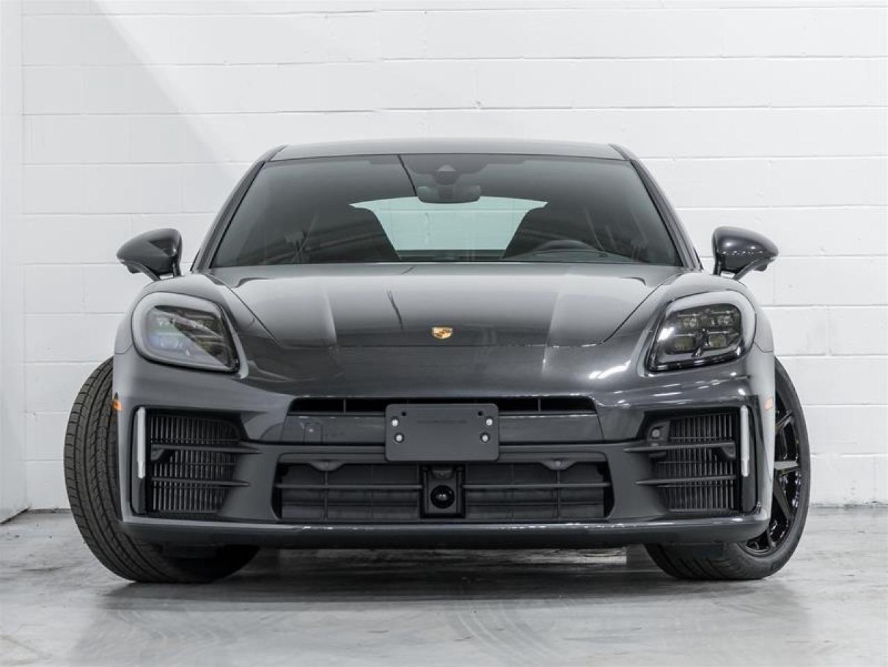2026 Porsche Panamera  Photo