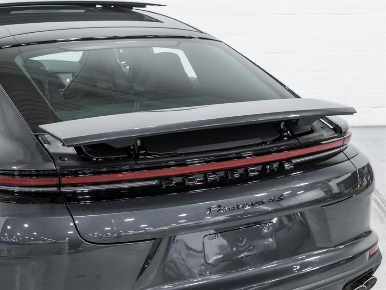 2026 Porsche Panamera  Photo