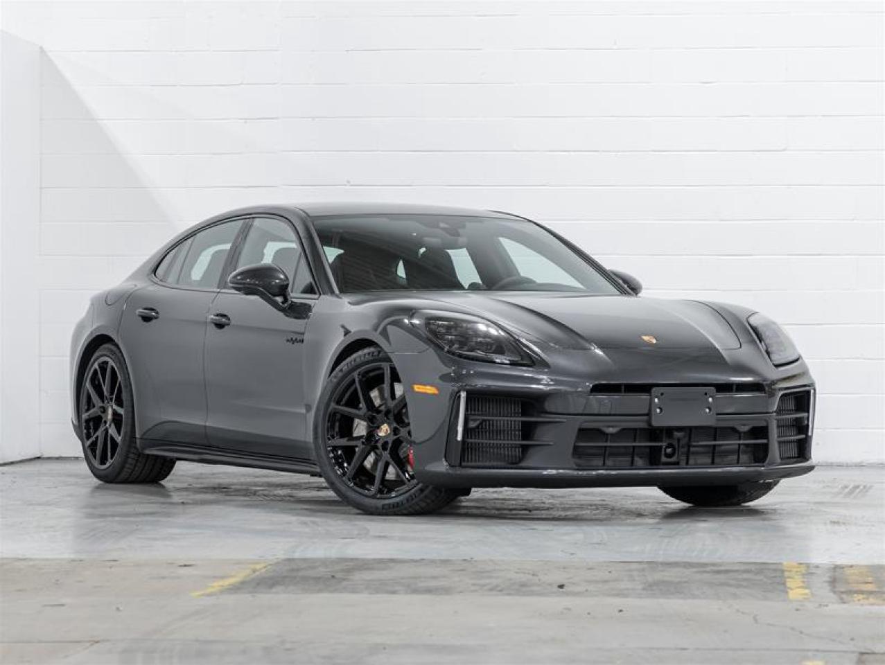 2026 Porsche Panamera  Photo