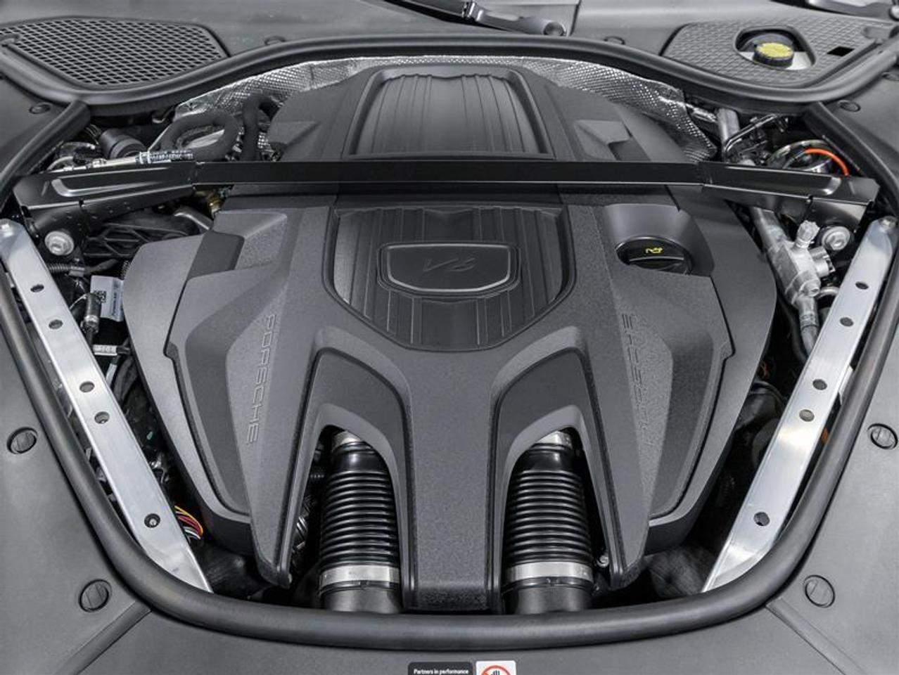 2026 Porsche Panamera  Photo