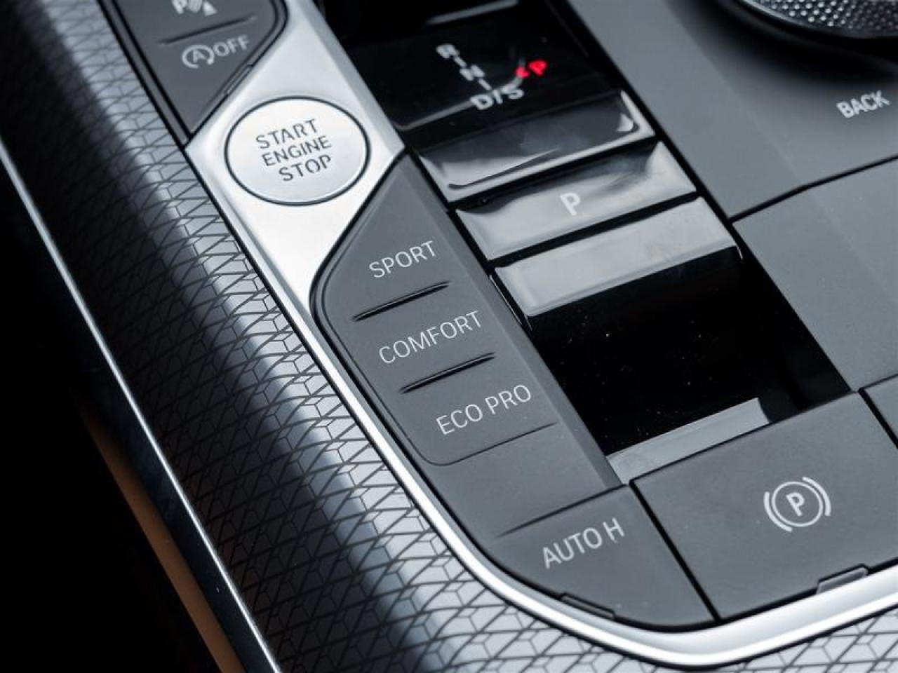 2026 BMW M340 i xDrive 4dr All-Wheel Drive Sedan Photo