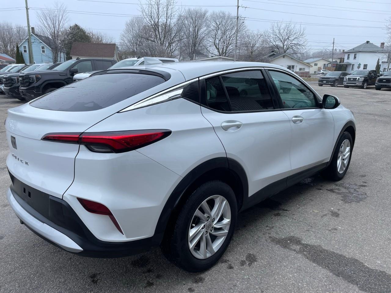 2024 Buick Envista Preferred 4dr Front-Wheel Drive Photo