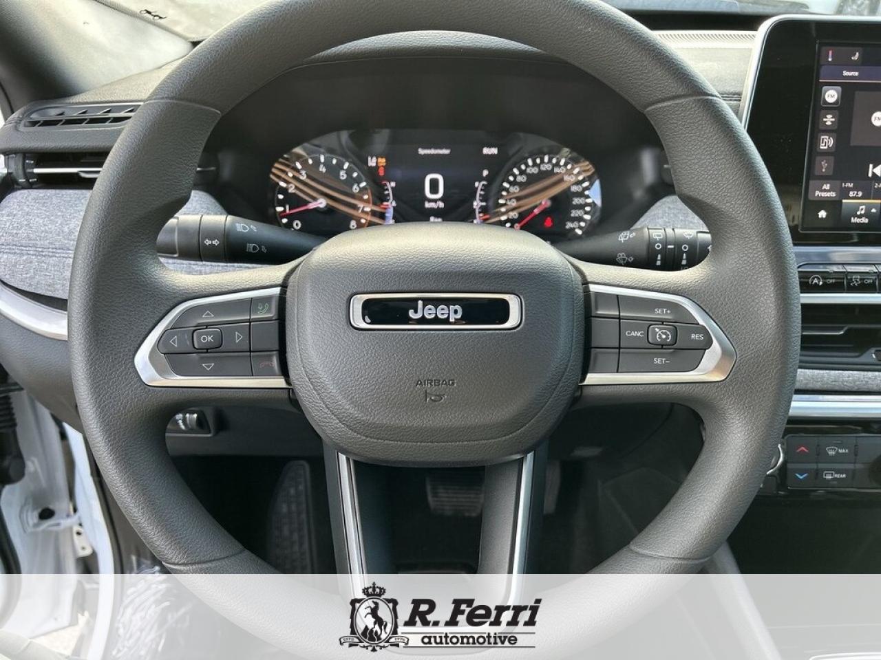 2025 Jeep Compass Sport 4dr 4x4 Photo