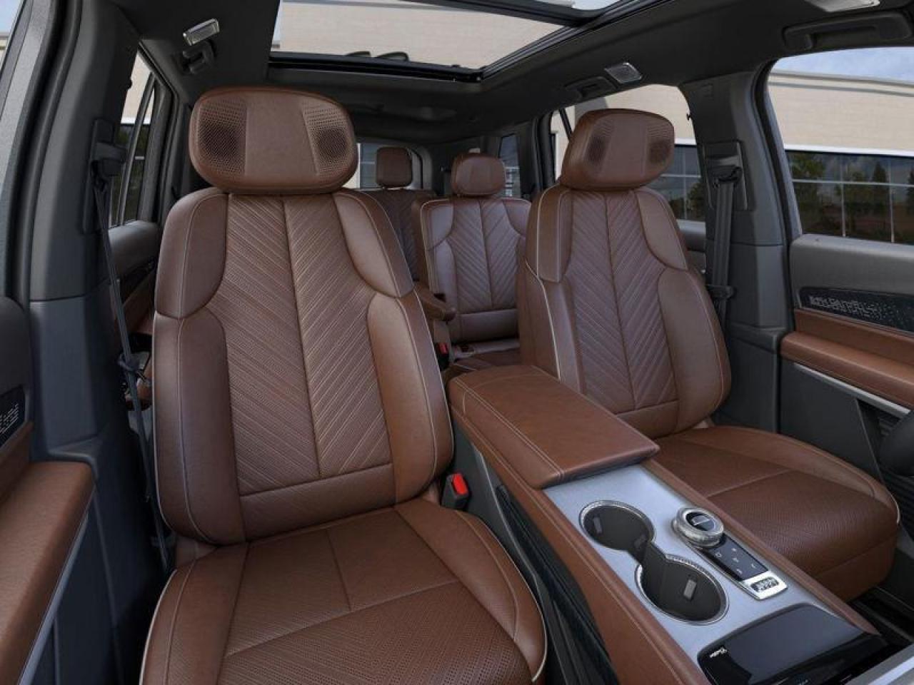 2026 Cadillac VISTIQ Platinum 4dr All-Wheel Drive Photo