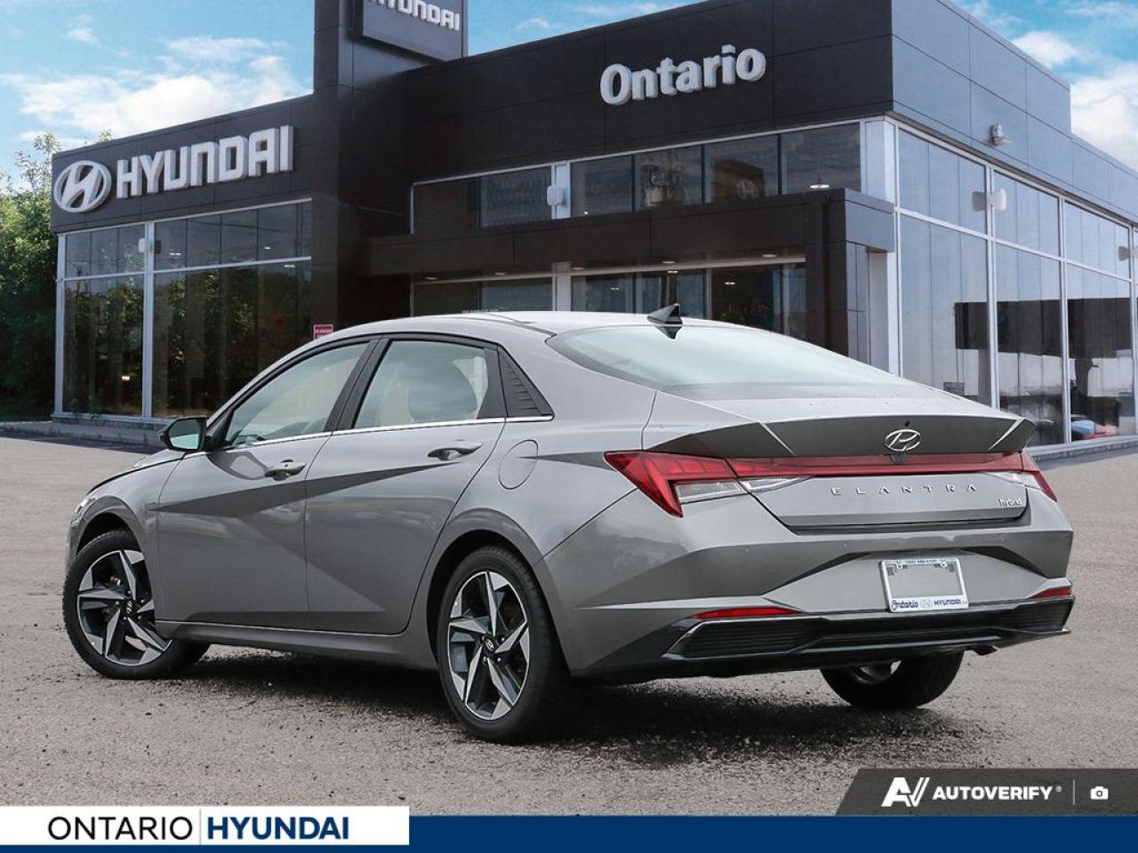 2023 Hyundai Elantra HEV Luxury 4dr Sedan Photo3