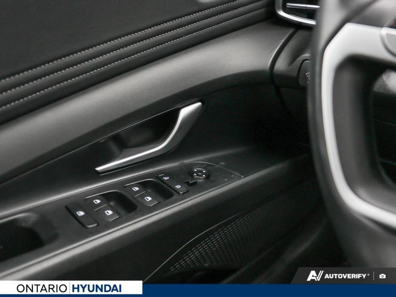 2023 Hyundai Elantra HEV Luxury 4dr Sedan Photo