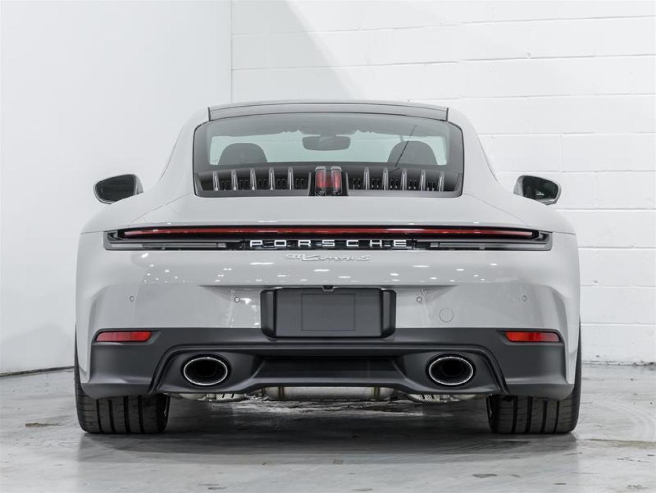 2026 Porsche 911  Photo