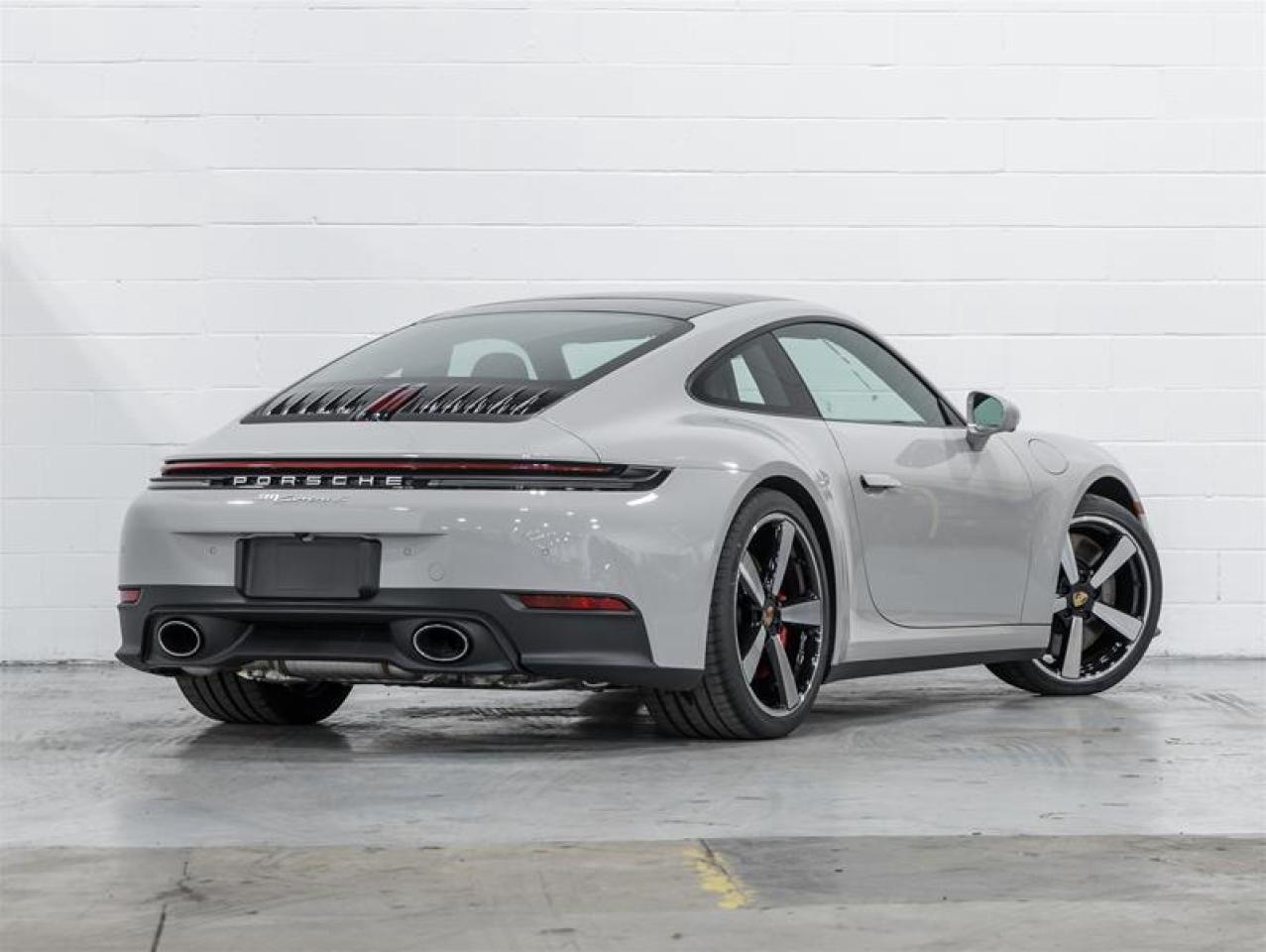 2026 Porsche 911  Photo