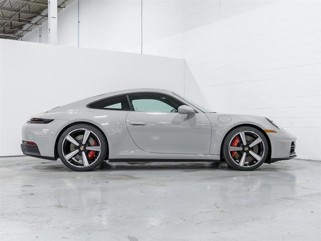2026 Porsche 911  Photo