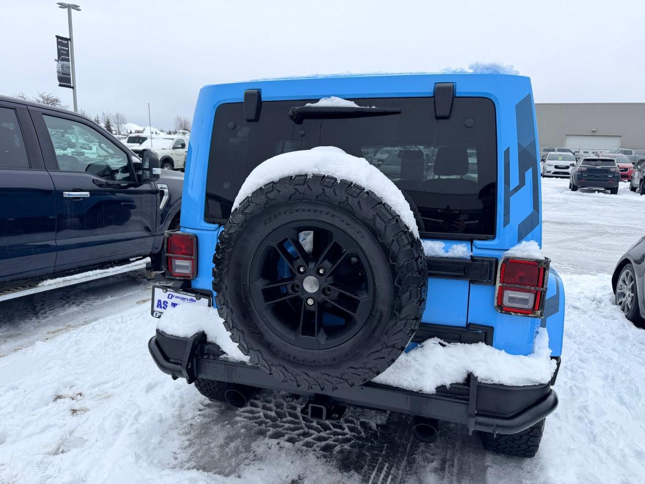 2017 Jeep WRANGLER UNLIMITED 4WD 4dr Winter *Ltd Avail* Photo