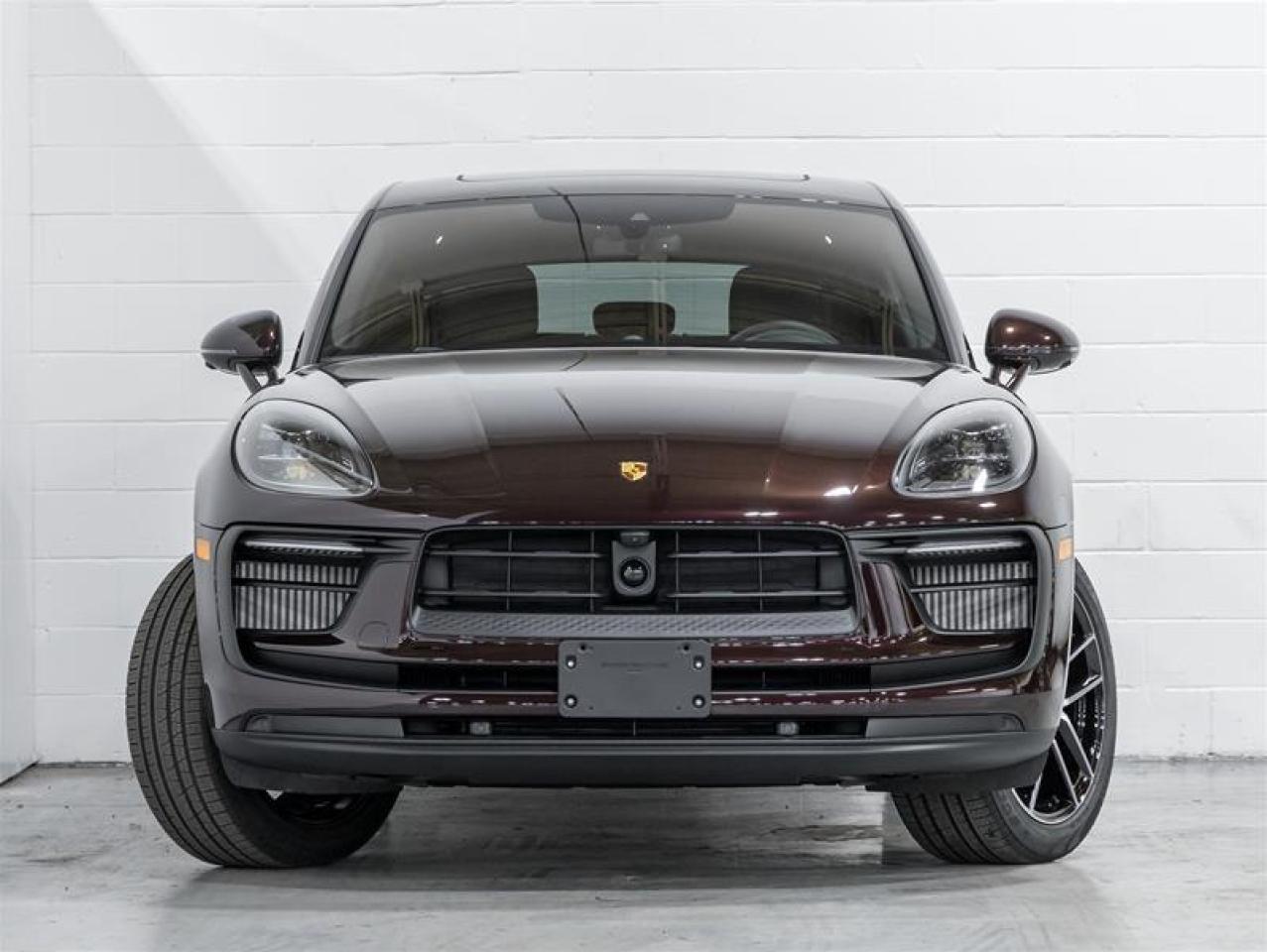 2026 Porsche Macan  Photo