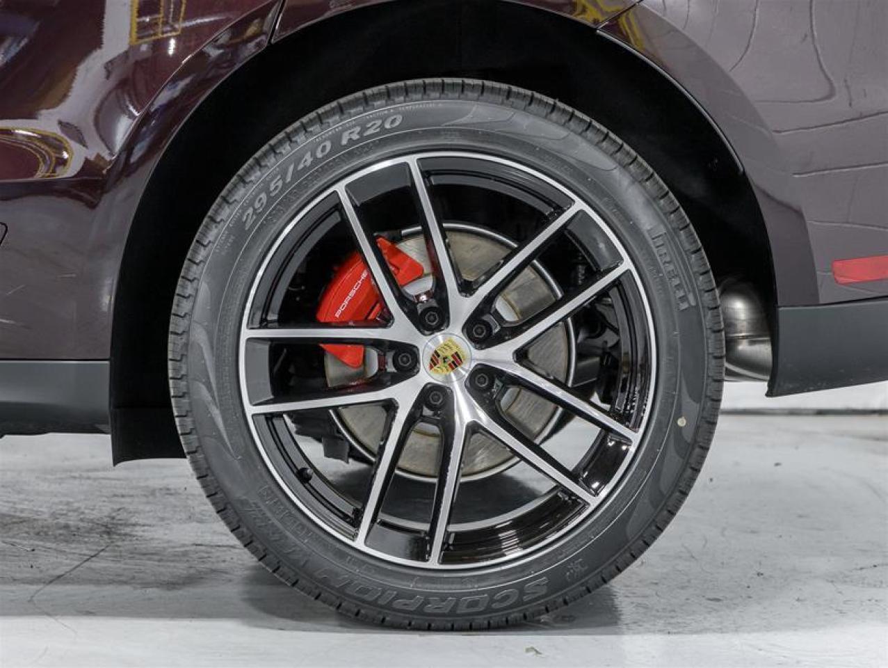 2026 Porsche Macan  Photo