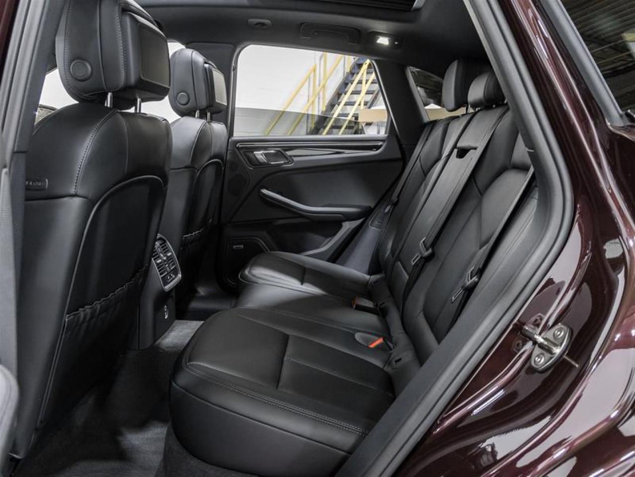 2026 Porsche Macan  Photo