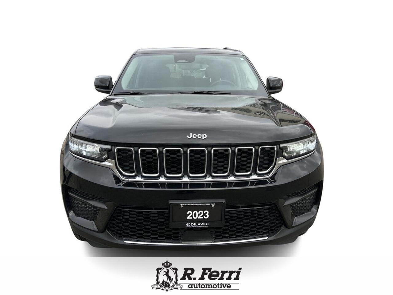 2023 Jeep Grand Cherokee Laredo 4dr 4x4 Photo