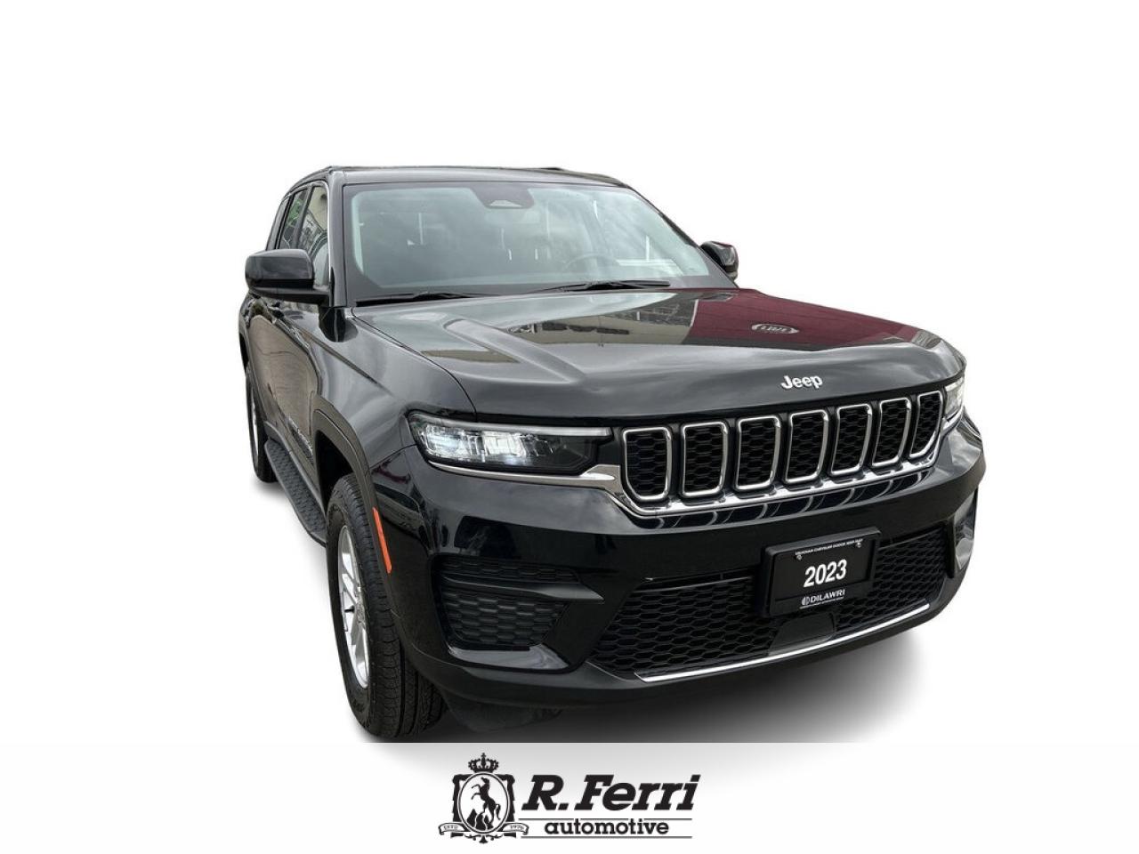 2023 Jeep Grand Cherokee Laredo 4dr 4x4 Photo